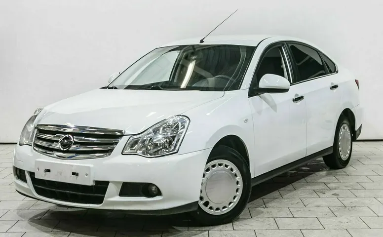 Nissan almera