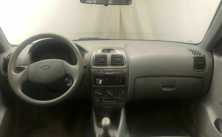Hyundai ACCENT 1.5 MT (102 л.с.)