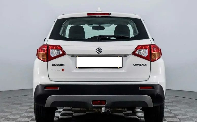 Suzuki vitara мкпп 2017 с пробегом 104 930 км