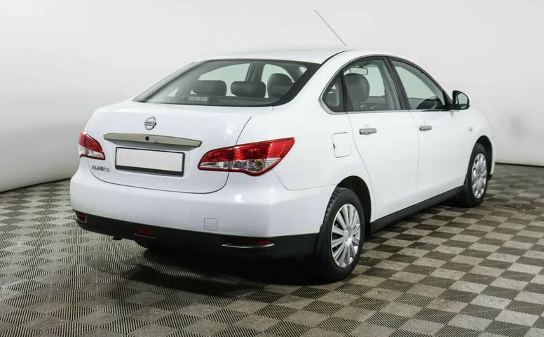 Nissan Almera III (G15)