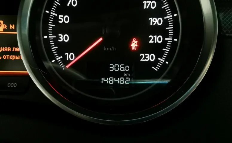 Peugeot 508 2.0 HDi AT (136 л.с.) Белый
