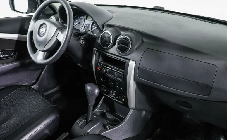 Nissan Almera III (G15)