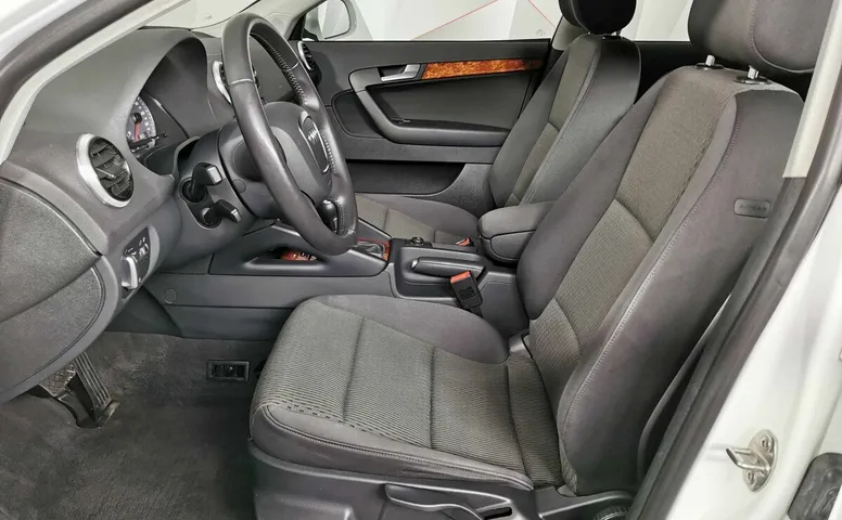 Audi A3 1.2 TFSI S-tronic (105 л.с.) Белый