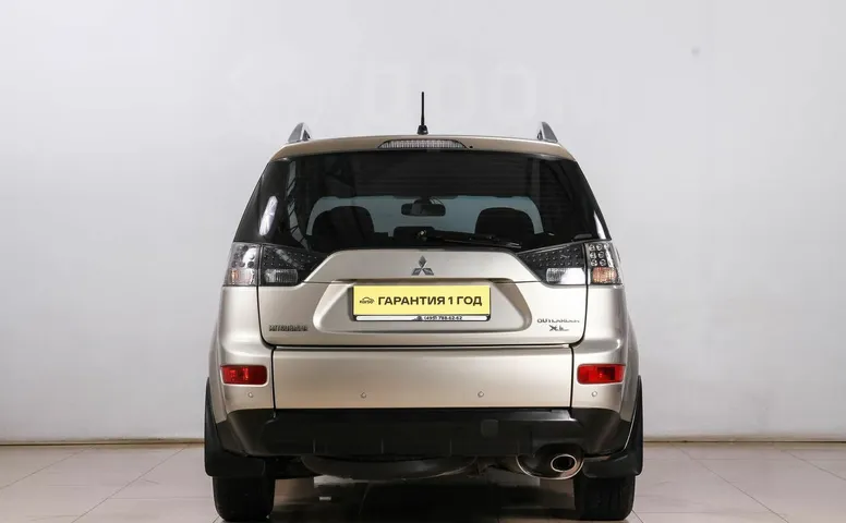 Mitsubishi Outlander, 2 поколение