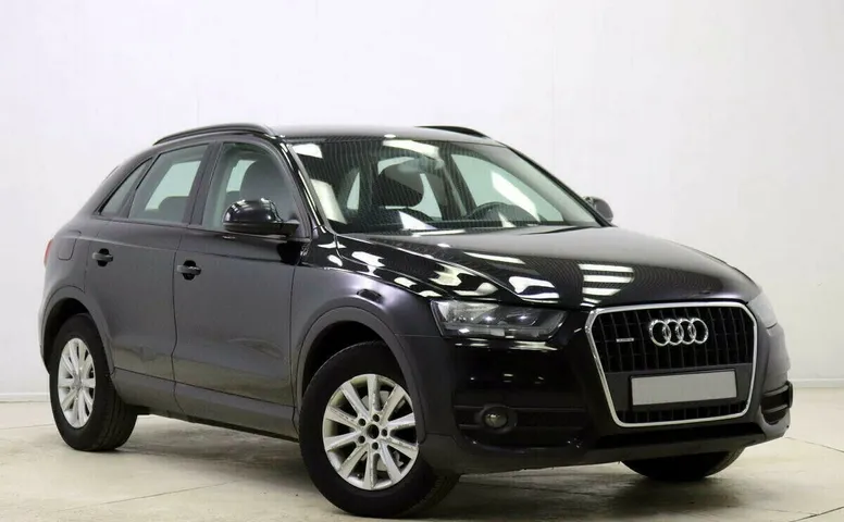Audi Q3 I (8U)