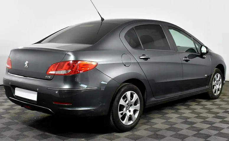 Peugeot 408