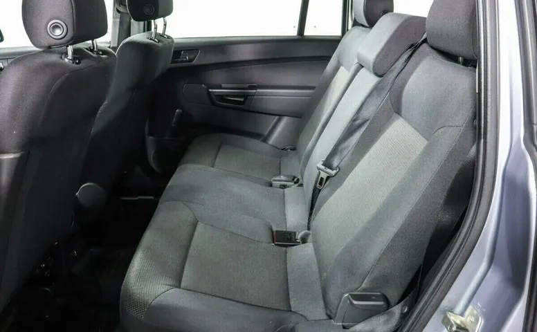 Opel Zafira B Рестайлинг