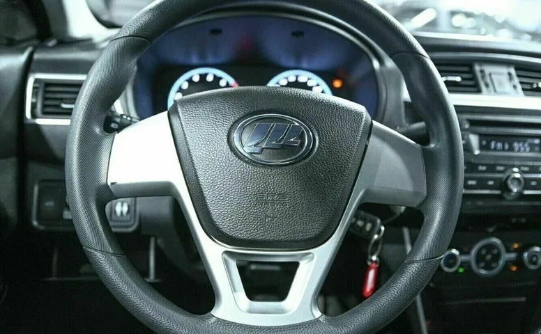 Lifan solano