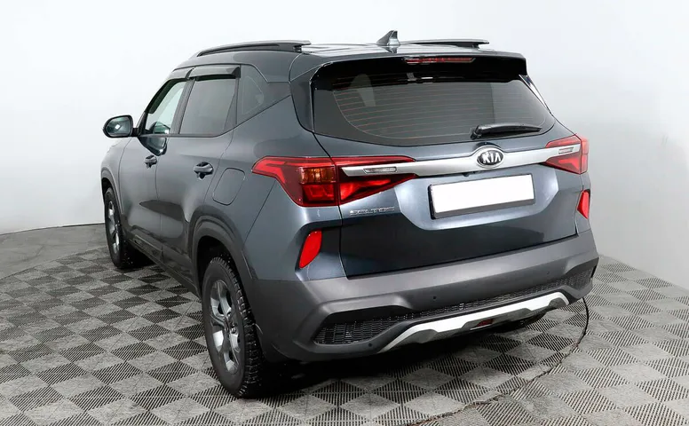 Kia Seltos 2.0 CVT