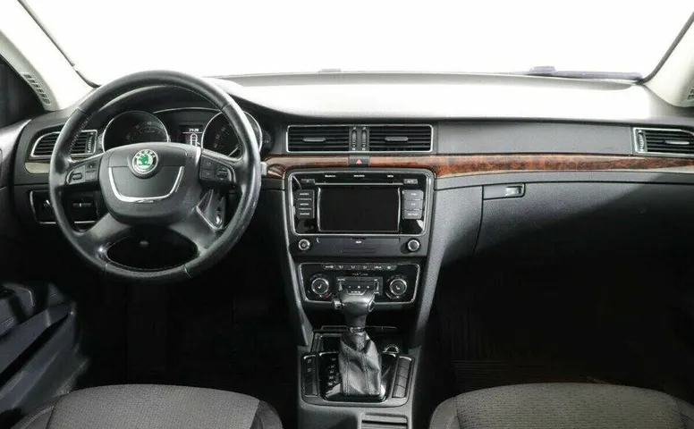 Skoda Superb 1.8 Автомат