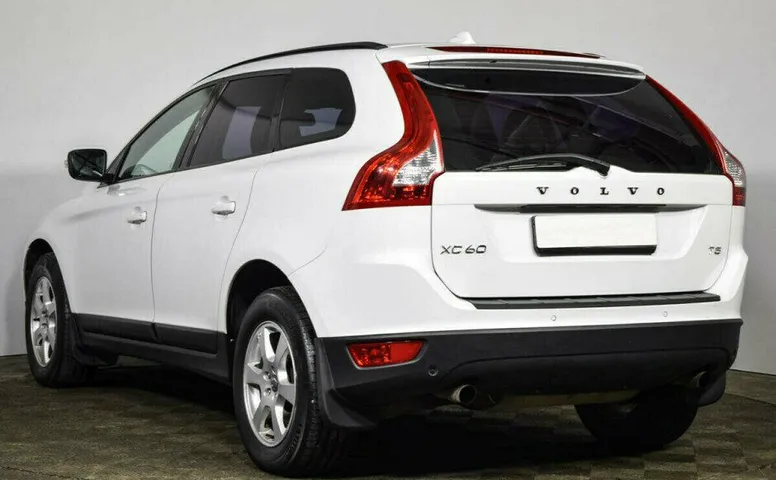 Volvo XC60 2.0 Робот