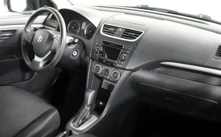 Suzuki Swift IV