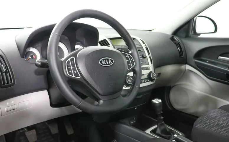 Kia Ceed I