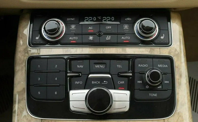 Audi A8 3.0 Автомат
