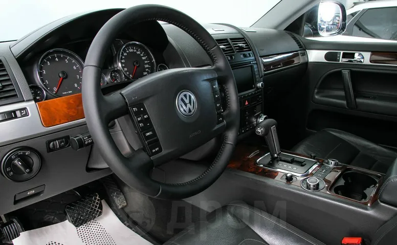 Volkswagen Touareg, 1 поколение, рестайлинг