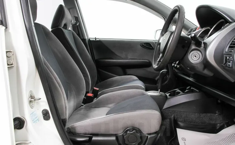 Honda Fit, 1 поколение, 2 рестайлинг
