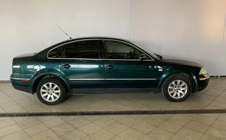 Volkswagen PASSAT 1.8 AT (170 л.с.)