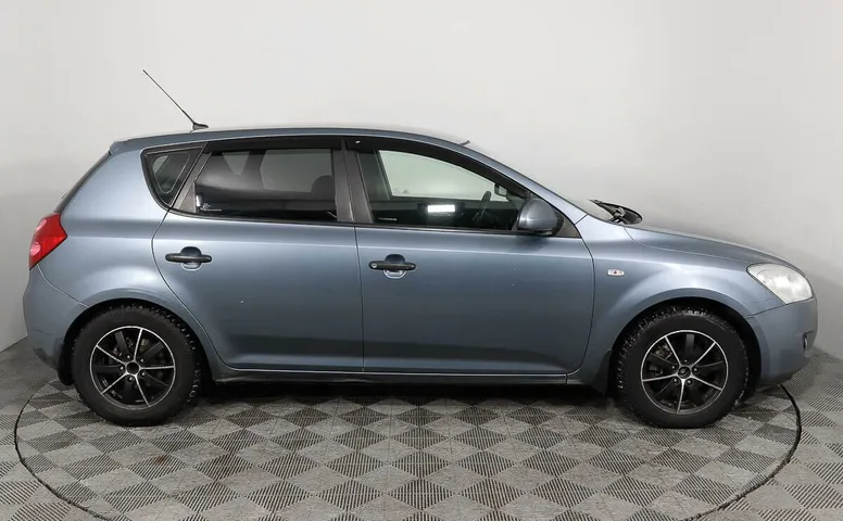 Kia Ceed 1.6 АКПП