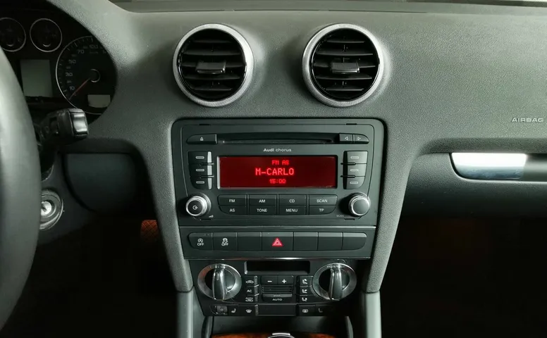 Audi A3 1.2 TFSI S-tronic (105 л.с.) Белый