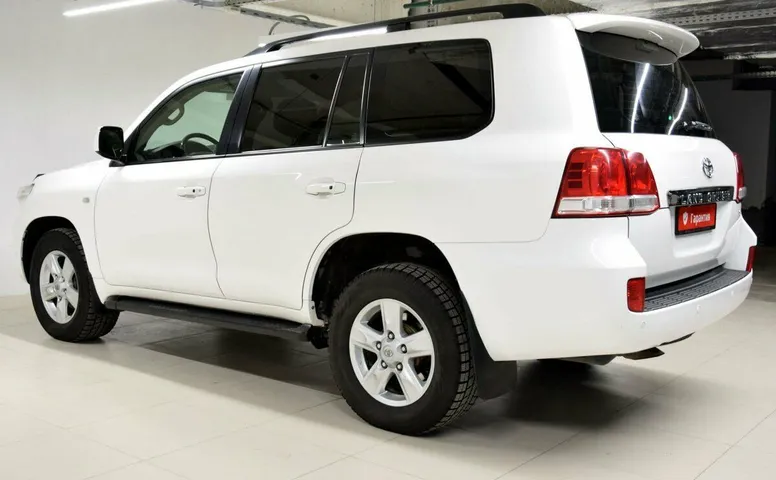 Toyota land cruiser 200 series
