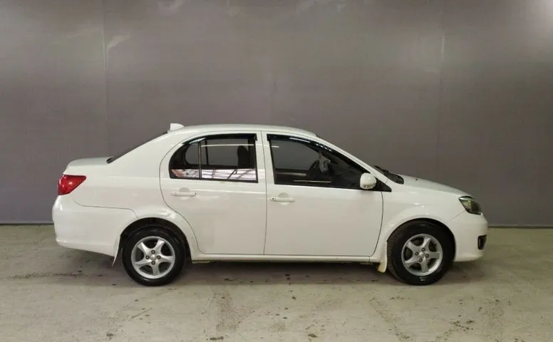 FAW V5 1.5 MT (102 л.с.)