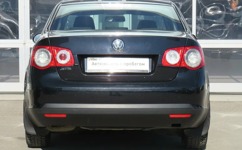 Volkswagen Jetta V