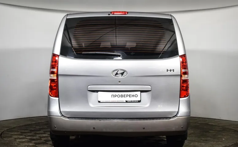Hyundai H-1
