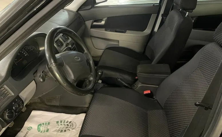 LADA (ВАЗ) 2170 1.6 MT (98 л.с.)