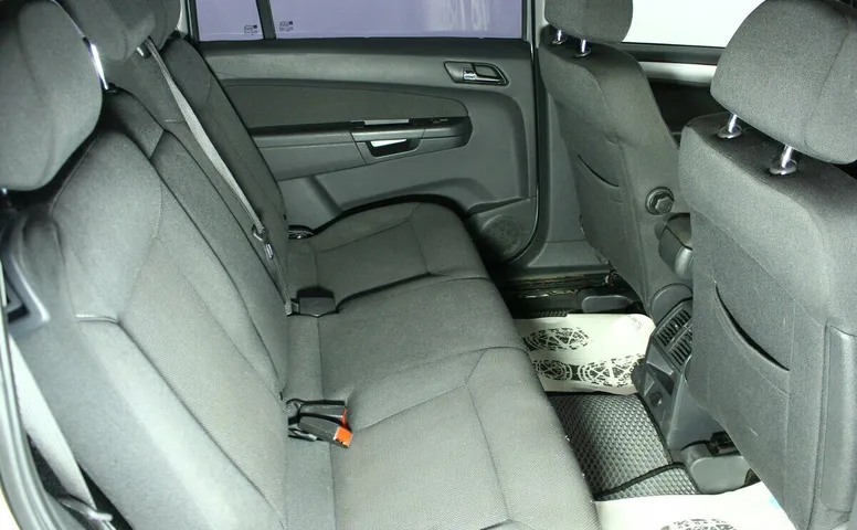 Opel Zafira B Рестайлинг
