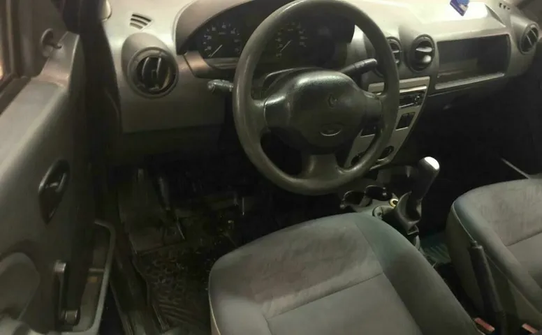 Renault LOGAN 1.4 MT (75 л.с.)