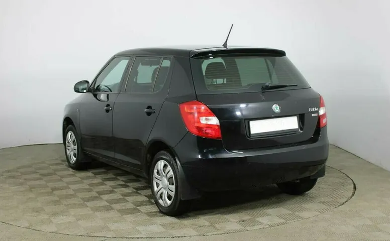 Skoda Fabia II Рестайлинг