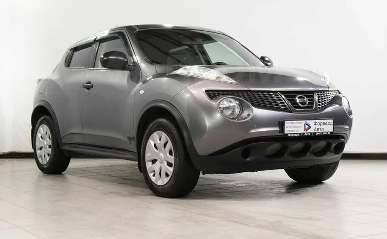 Nissan Juke, 1 поколение