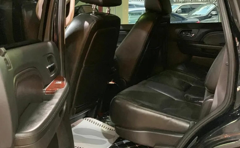 Cadillac Escalade III
