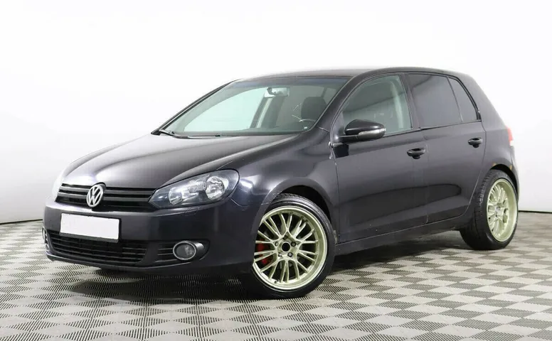 Volkswagen Golf VI