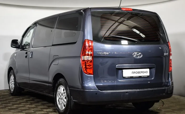 Hyundai H-1