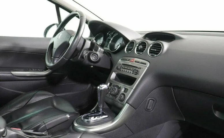 Peugeot 308 1.6 Автомат