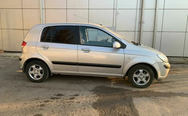 Hyundai GETZ 1.3 MT (82 л.с.)