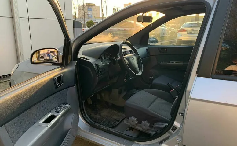 Hyundai GETZ 1.3 MT (82 л.с.)