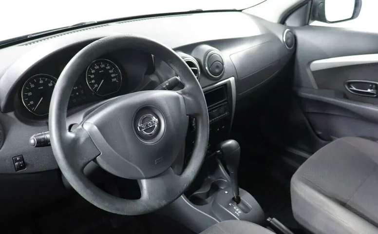 Nissan Almera III (G15)