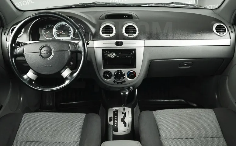Chevrolet Lacetti, 1 поколение
