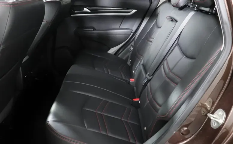 DongFeng AX7