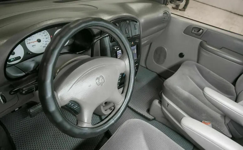 Dodge caravan