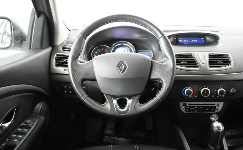Renault fluence