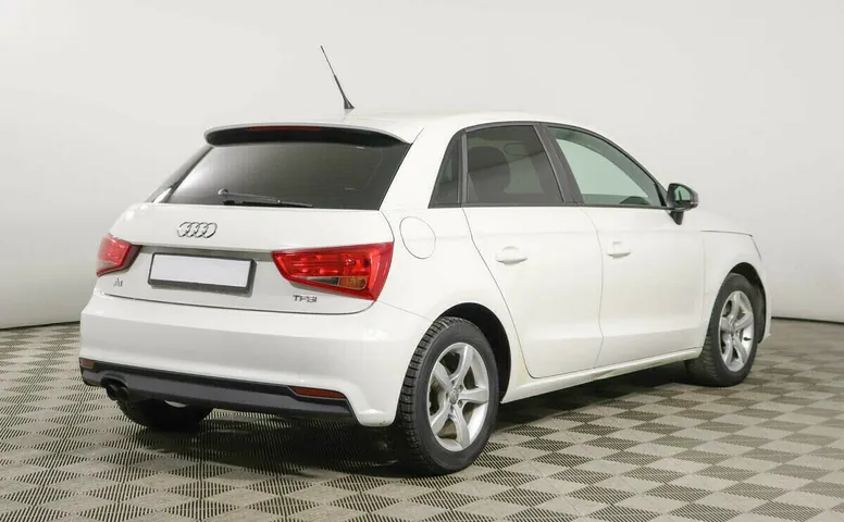 Audi A1 I (8X) Рестайлинг