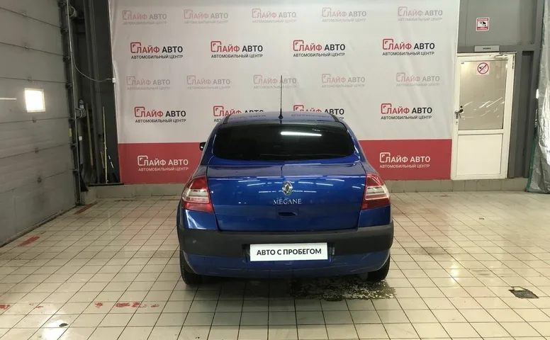 Renault MEGANE 1.6 AT (115 л.с.)