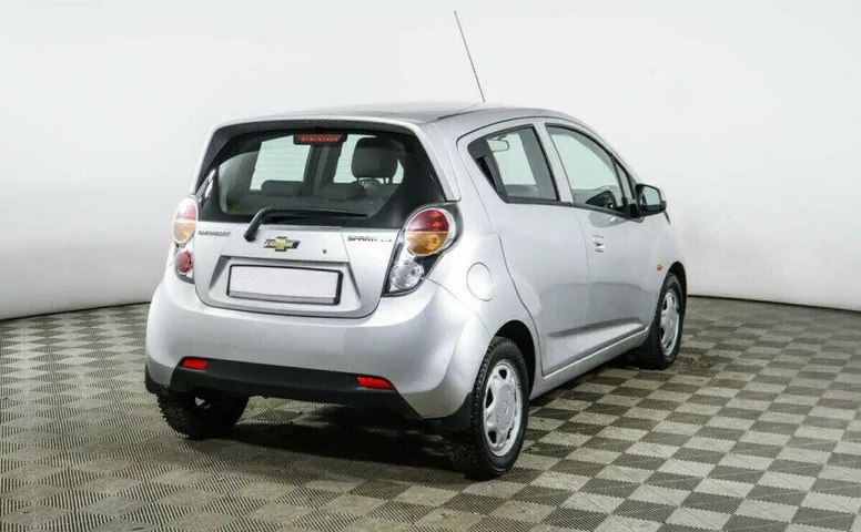 Chevrolet Spark 1.0 Автомат