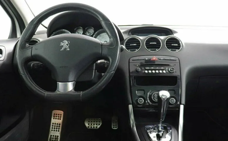 Peugeot 308 1.6 Автомат