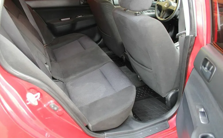 Mitsubishi LANCER 1.6 AT (98 л.с.)