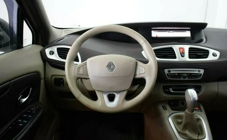 Renault scenic