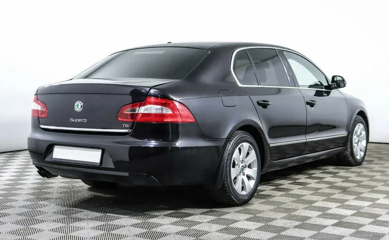 Skoda Superb II